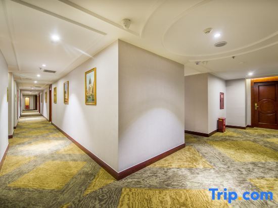 Чэнду: Vienna Hotel (Chongzhou High Speed Railway Station)