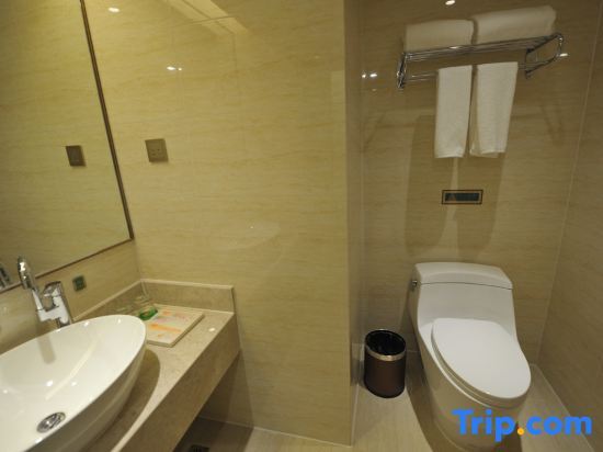 Чэнду: Vienna Hotel (Xinjin Old Pier, Liujianian Metro Station)