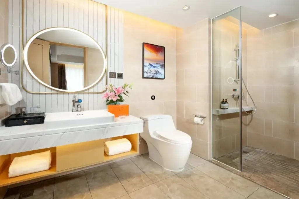 Чэнду: Vienna International Hotel (Chengdu Longquan Automobile City Aviation Academy Branch)