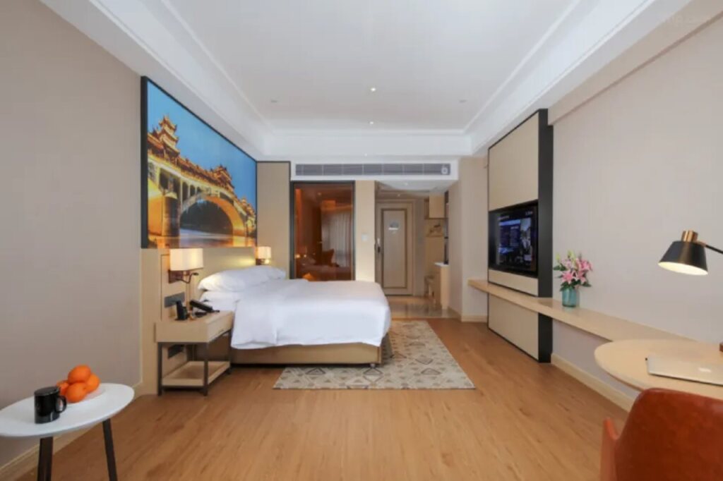 Чэнду: Vienna International Hotel (Chengdu Longquan Automobile City Aviation Academy Branch)