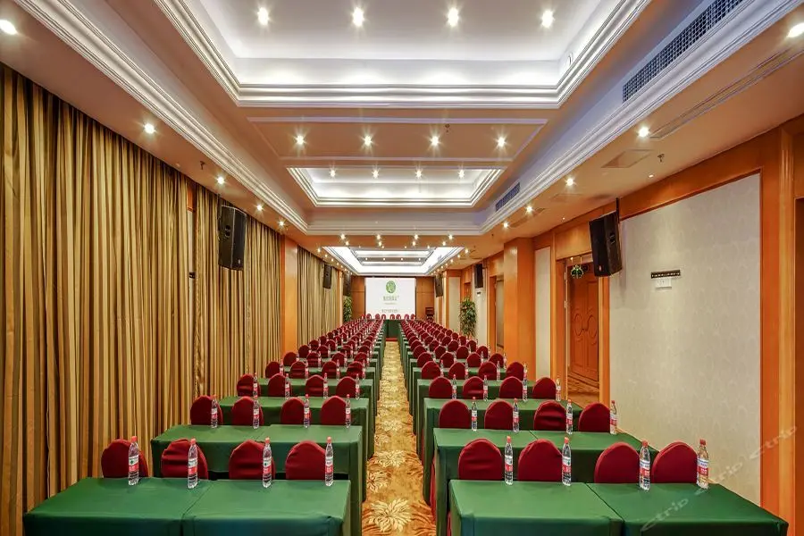Чэнду: Vienna Hotel Chengdu Pearl River Plaza