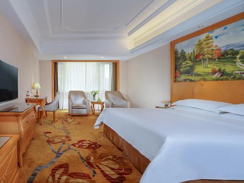 Чэнду: Vienna Hotel Chengdu Wenjiang Zhujiang Plaza