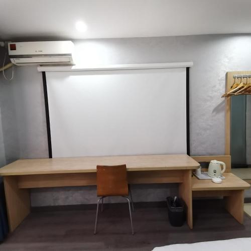 Чанша: 7 Days Inn Changsha Houjia Tangyali Middle School Branch
