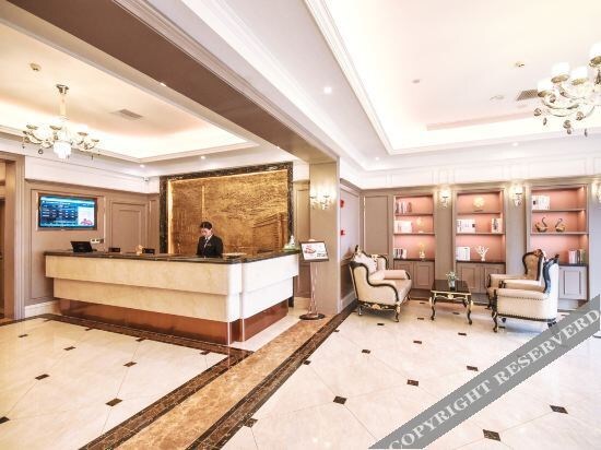 Хецзе: Hotel Belleaire