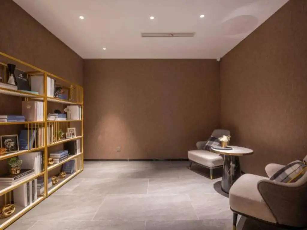 Цзинань: Home Inn (Jinan Zhangqiu Railway Station Mingshui Ancient City Branch)