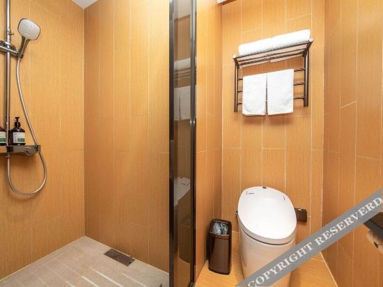 Чэнду: Ji Hotel (Chengdou Huaxi Renmin South Road)