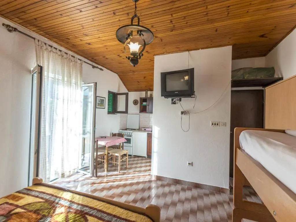 Биела: Apartments Serovic