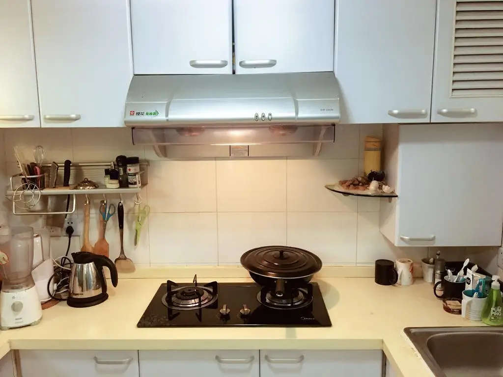 Шанхай: Apartment in Old French Concession
