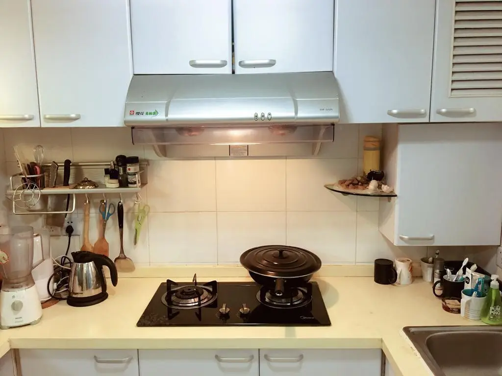 Шанхай: Apartment in Old French Concession