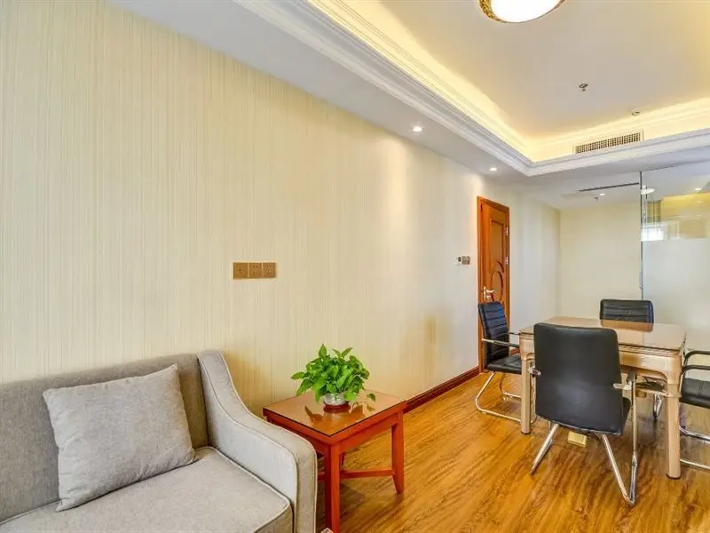 Лянфан: Vienna International Hotel (Gu'an New Airport)