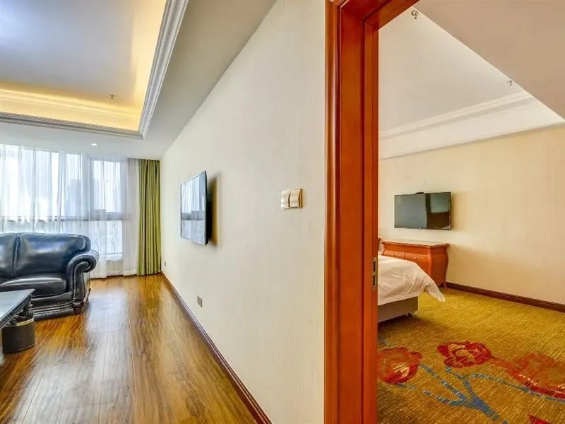 Лянфан: Vienna International Hotel (Gu'an New Airport)