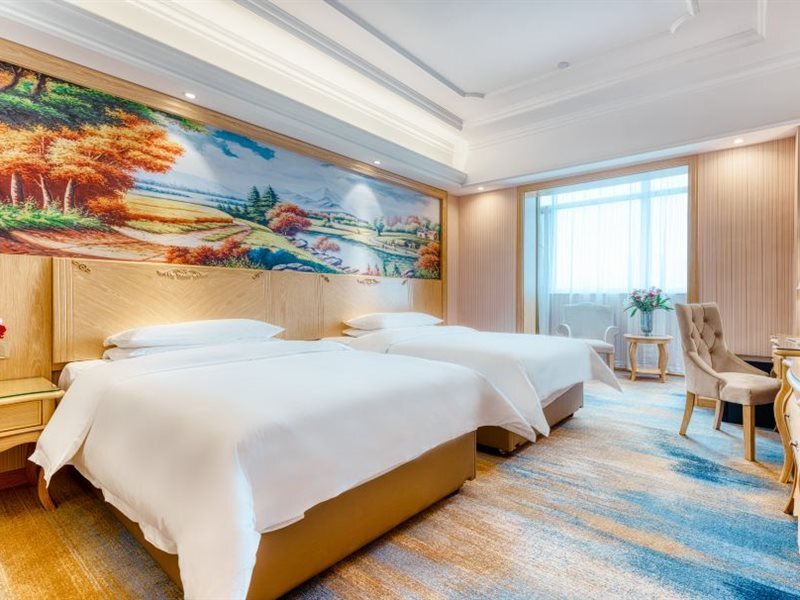 Тяньцзинь: Vienna International Hotel (Tianjin Ling'ao)