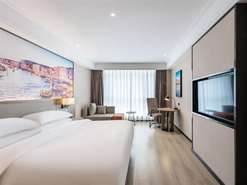 Тяньцзинь: Vienna Hotel Tianjin Jinzhong Street