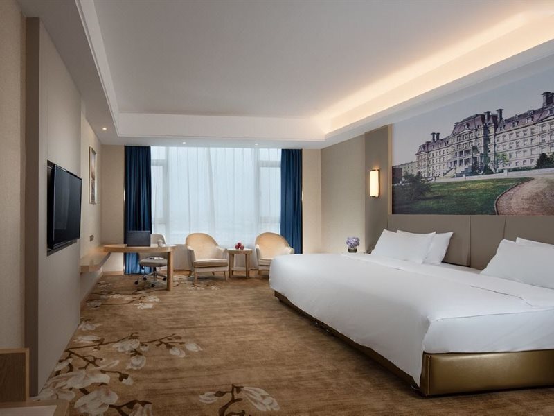 Дунгуань: Vienna International Hotel (Dongguan Qishi Center)