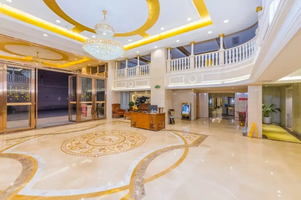 Дунгуань: Vienna Hotel (Dongguan Huangjiang Liangfa)