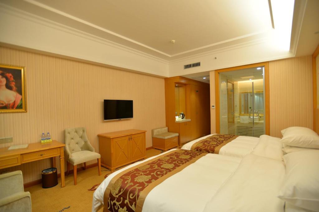 Дунгуань: Vienna Hotel (Dongguan Songshan Lake Dalang Textile Center Store)