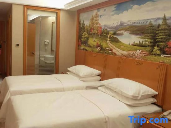 Дунгуань: Vienna Hotel Guangdong Dongguan Humen High-Speed Railway Station