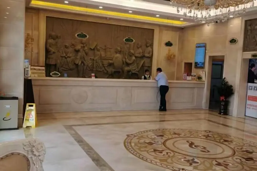 Дунгуань: Vienna Hotel Guangdong Dongguan Dongkeng Wenge