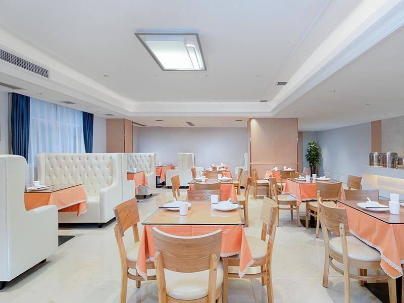 Дунгуань: Vienna Hotel Dongguan Chashan High-Speed Railway Station