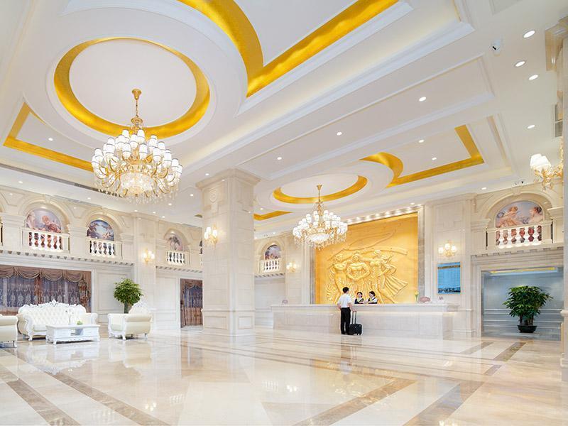 Дунгуань: Vienna Hotel Dongguan Chashan High-Speed Railway Station