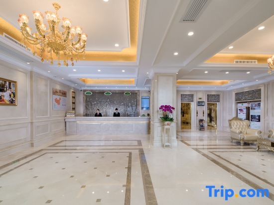 Фошань: Vienna Hotel (Shunlian Square Jinlong Metro Station)