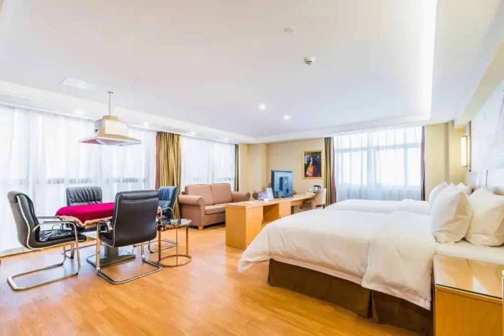 Фошань: Vienna International Hotel (Foshan Shunde Jun'an Lehuicheng)