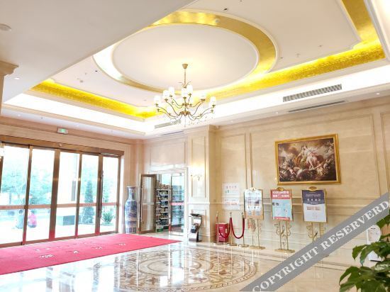 Чжуншань: Vienna Hotel Guangdong Zhongshan South Area Passenger Station