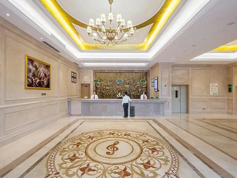 Vienna Hotel Guangdong Zhongshan South Area Passenger Station — фото 1