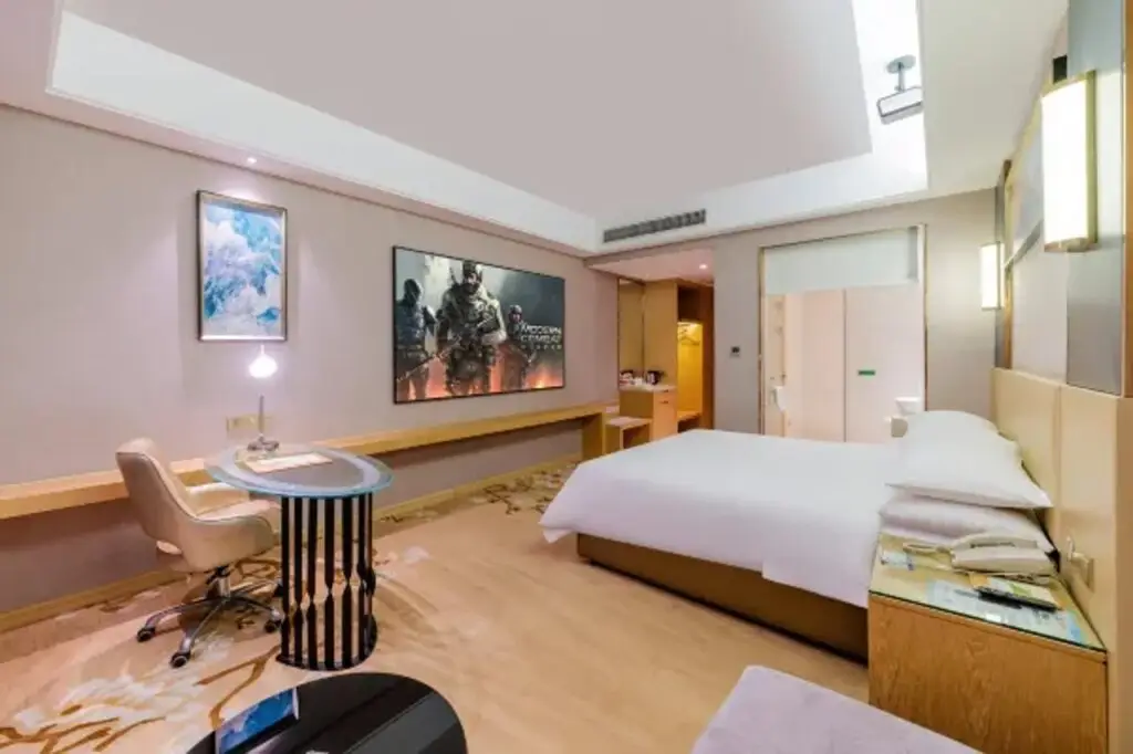 Чжуншань: Vienna Hotel Guangdong Zhongshan Xiaolan High-Speed Railway Station