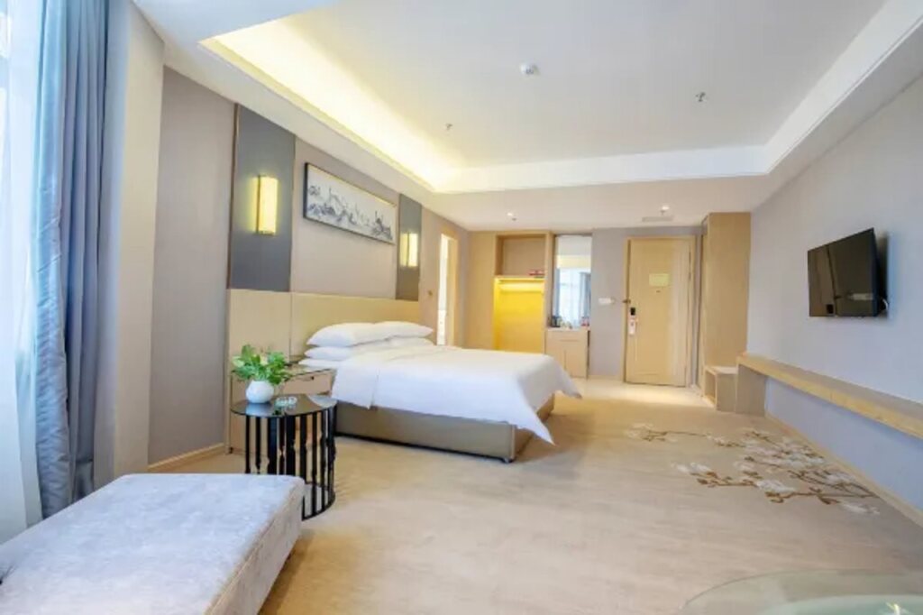 Чжуншань: Vienna Hotel Guangdong Zhongshan Xiaolan High-Speed Railway Station