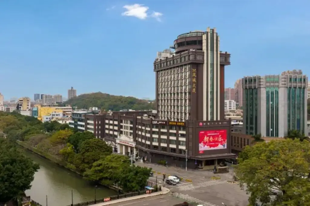 Vienna International Hotel (Foshan Shunde Fengcheng) — фото 1
