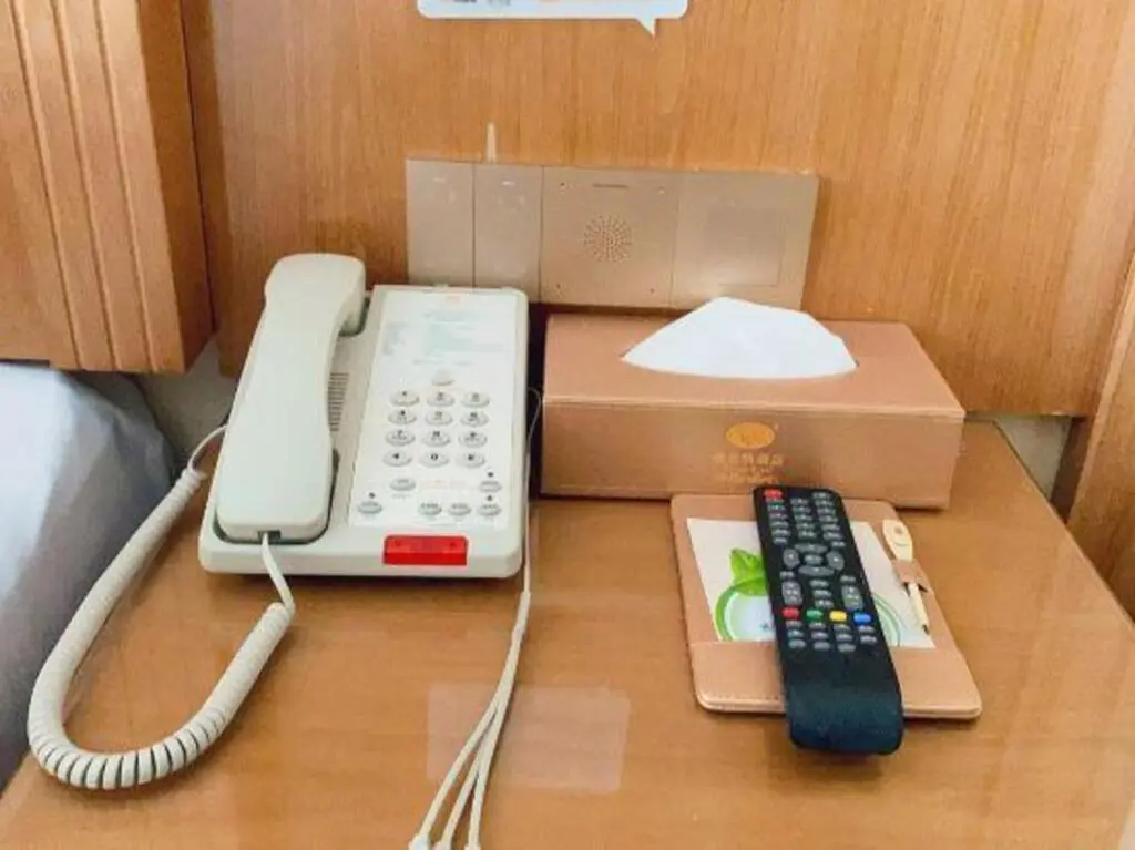 Гуанчжоу: Vienna Hotel (Guangzhou Huangpu Free Trade Zone Xiayuan Subway Station)