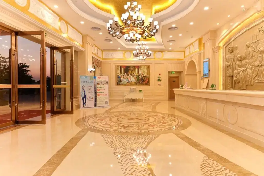 Гуанчжоу: Vienna Hotel Guangzhou Baiyun Airport Huadu Avenue