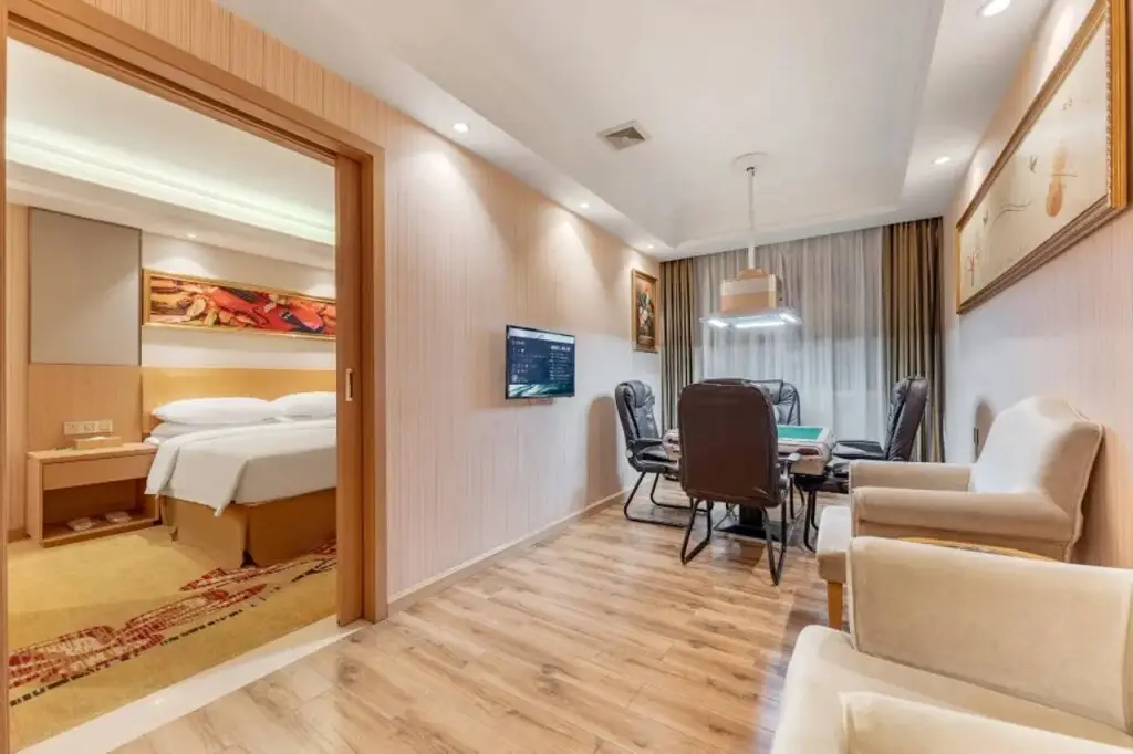 Гуанчжоу: Vienna Hotel Guangzhou Baiyun Airport Huadu Avenue