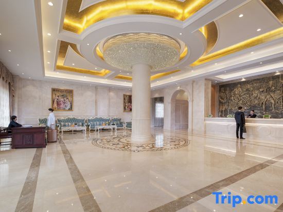 Шэньчжэнь: Vienna International Hotel (Shenzhen Longhua Qiankeng Metro Station)