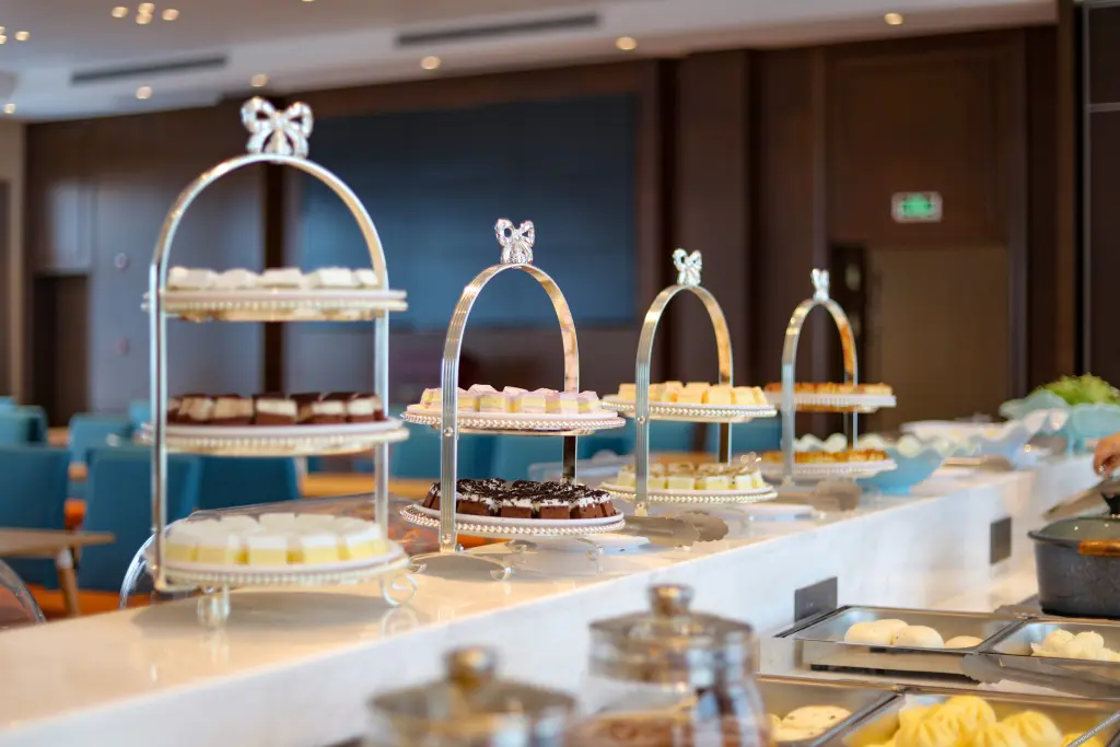 Чжаоцин: Vienna International Hotel (Zhaoqing Dinghushan Wanda Plaza Branch)