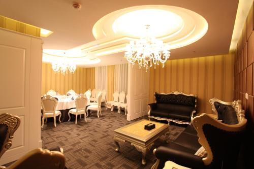 Чжанцзякоу: Montefontaine Hotel