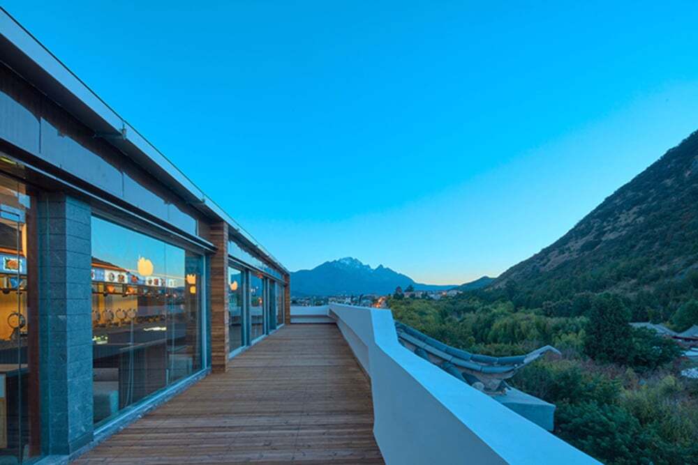 New Century Manju Lijiang Zangyuan Hotel — фото 1