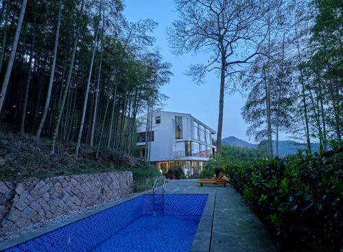 Moganshan Refuge Vally Resort — фото 1