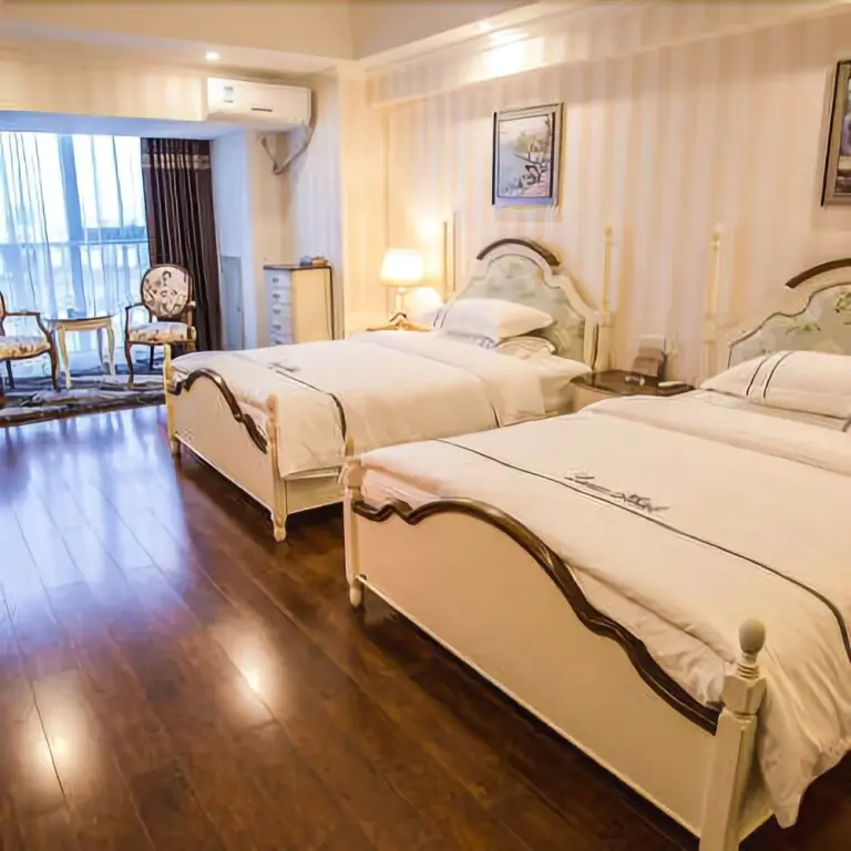 Куньмин: Lantis Hotel