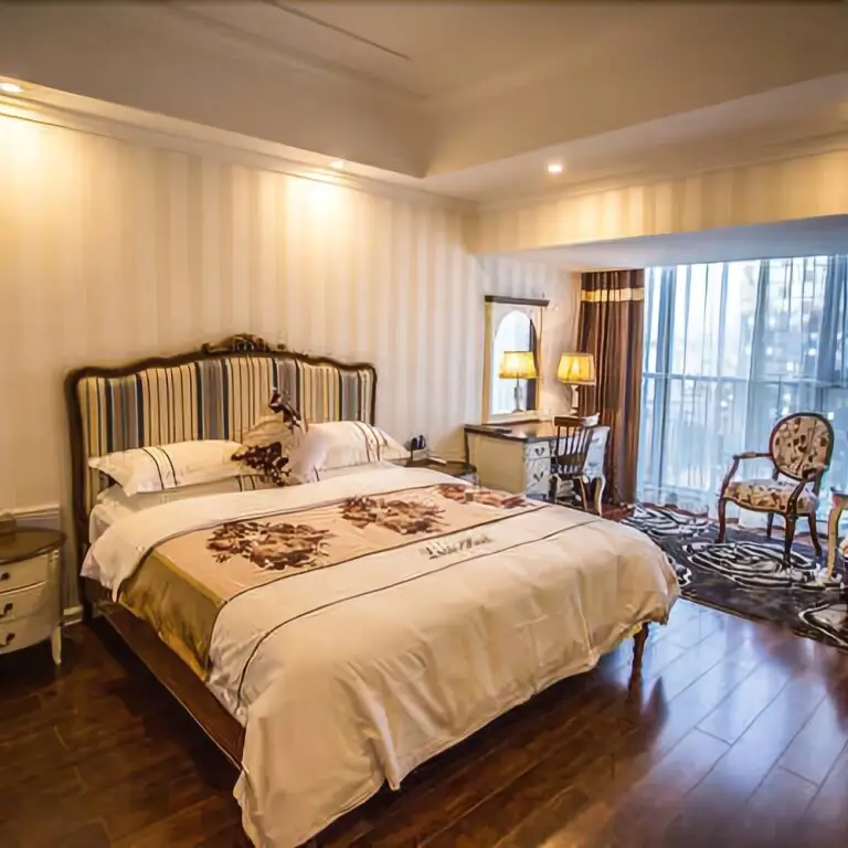 Куньмин: Lantis Hotel