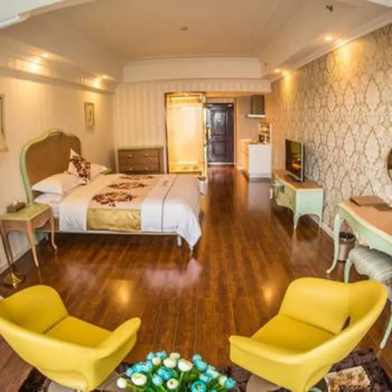 Куньмин: Lantis Hotel