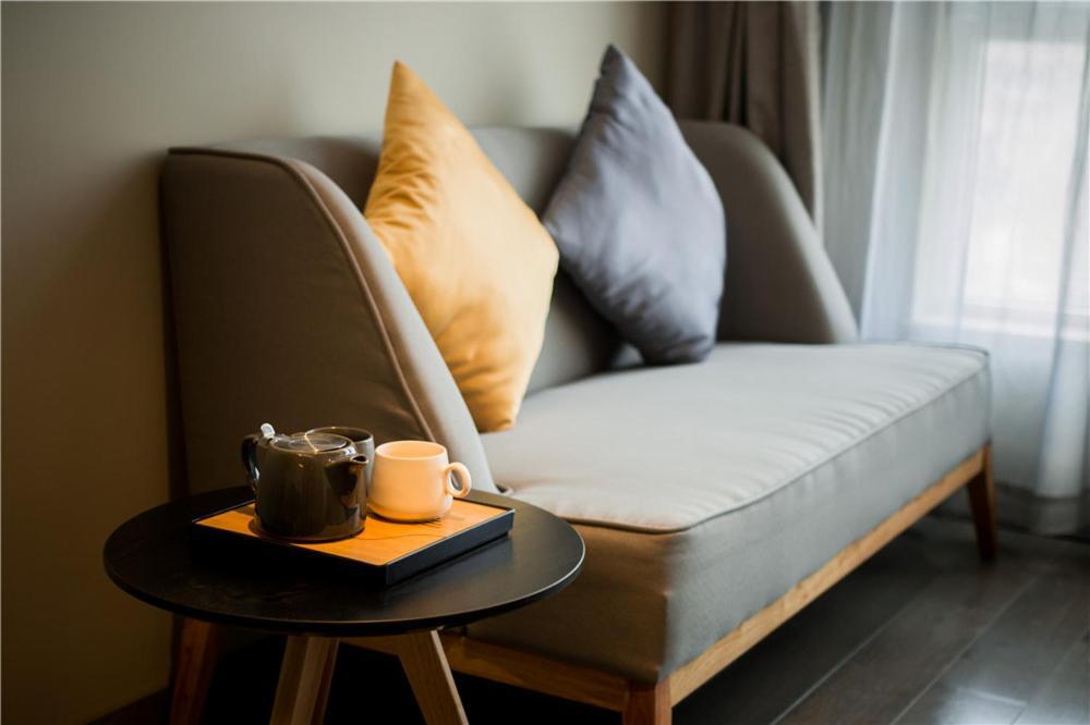 Шанхай: Home Inn Business Trip Gold Shanghai North Bund Dalian Road Metro Station