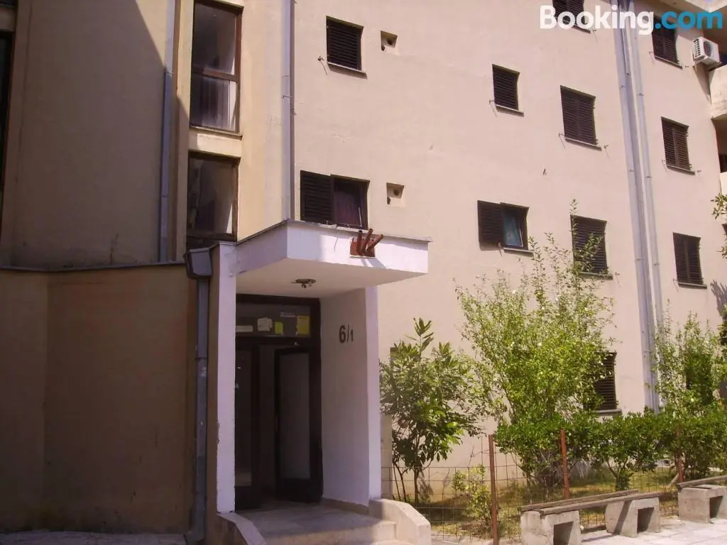 Apartment Plagenti with sea view — фото 1