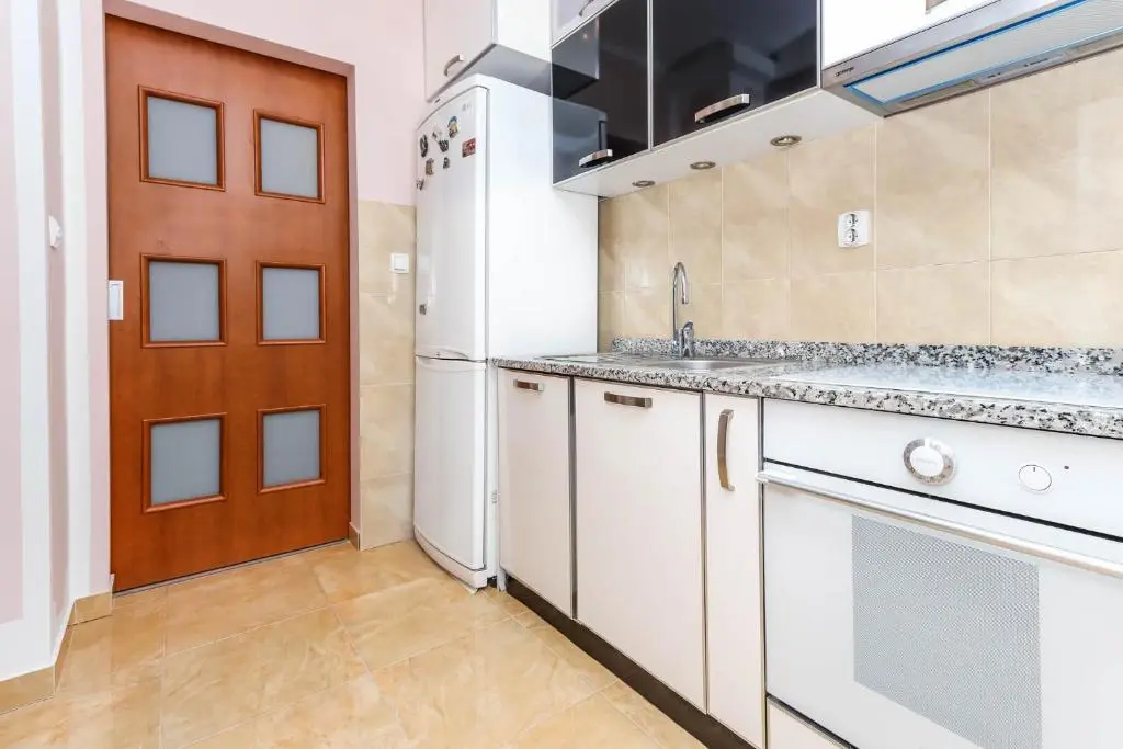 Доброта: Apartment Plagenti with sea view