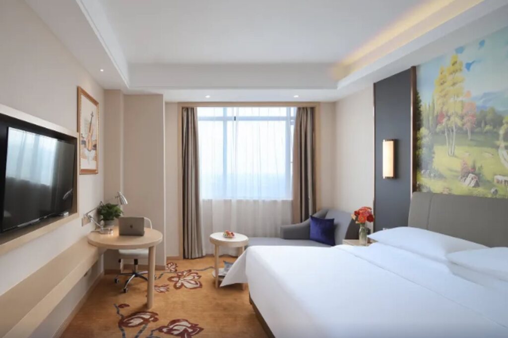 Цзясинь: Vienna International Hotel (Pinghu Zhangjiang Science and Technology Park)