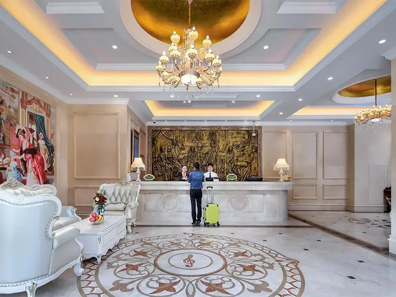 Шанхай: Vienna Hotel Shanghai Hongmei South Road