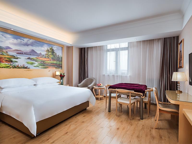 Шанхай: Vienna Hotel Shanghai Hongmei South Road