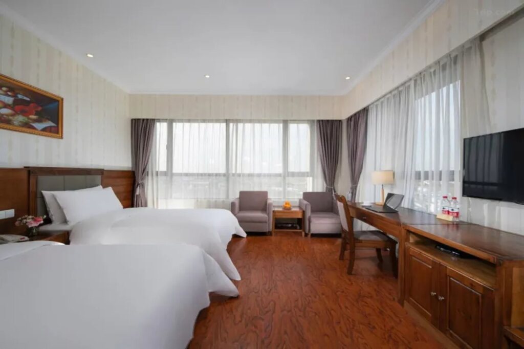 Шанхай: Vienna Classic Hotel (Shanghai Tinglin)