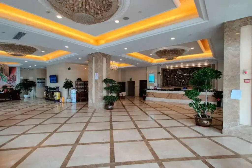 Vienna Classic Hotel (Shanghai Tinglin) — фото 1